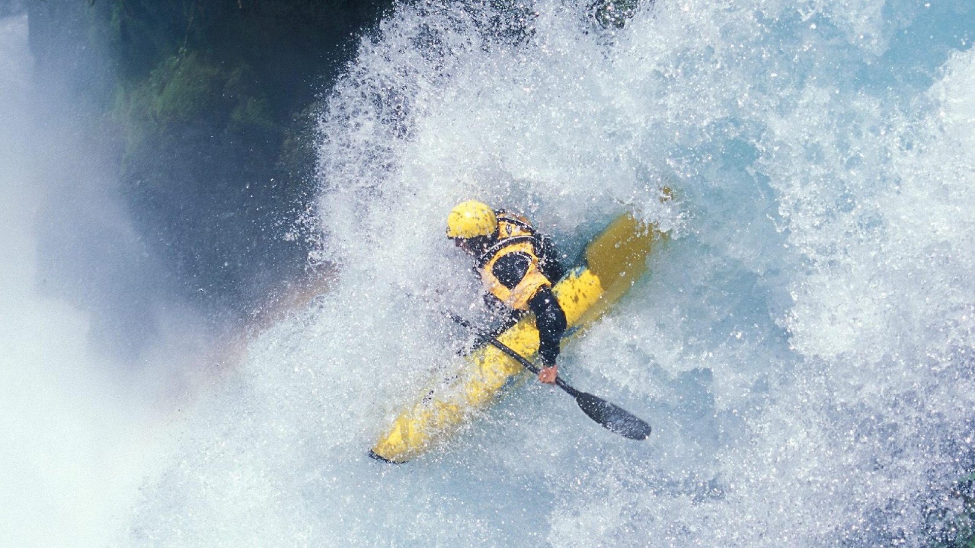 青少年轮滑速度赛 短距离项目被中国队“包场”